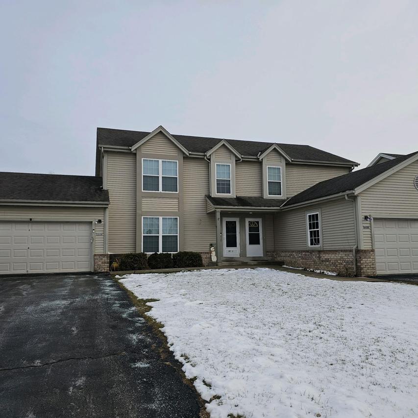 507 N 6th St, Waterford, WI 53185