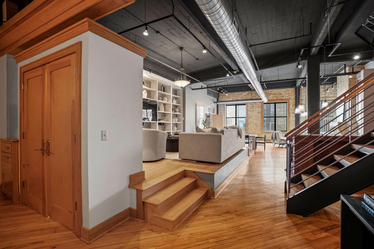 730 N Plankinton Ave #10C, Milwaukee, WI 53203