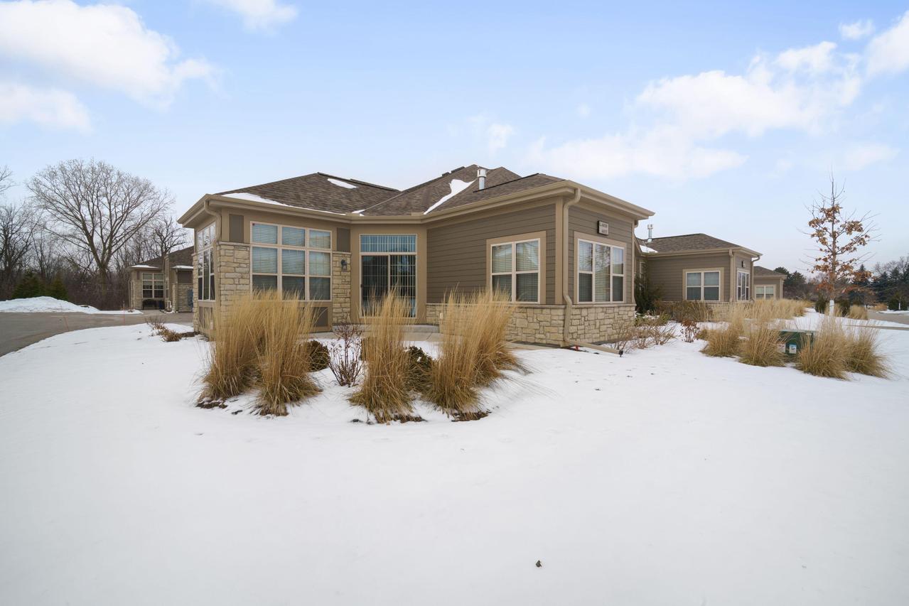 4417 Creekside Pass, Brookfield, WI 53005