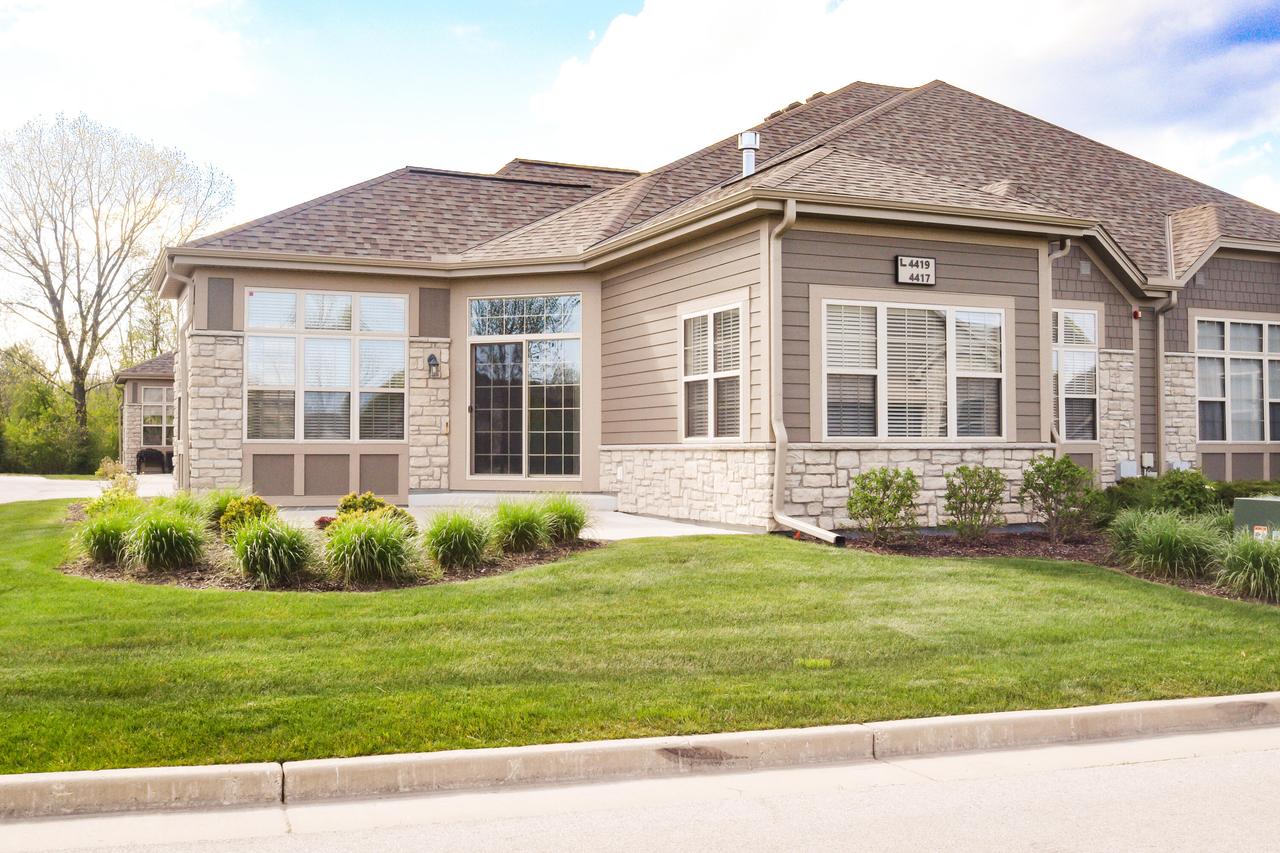 4417 Creekside Pass, Brookfield, WI 53005