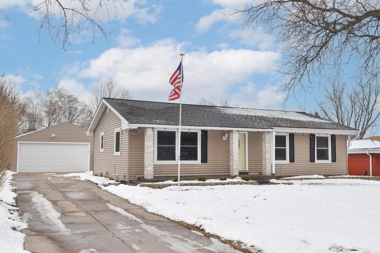N84W18110 Menomonee Ave, Menomonee Falls, WI 53051