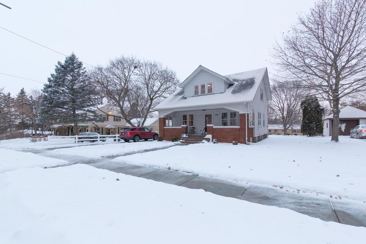 318 Forest Ave, Kewaskum, WI 53040