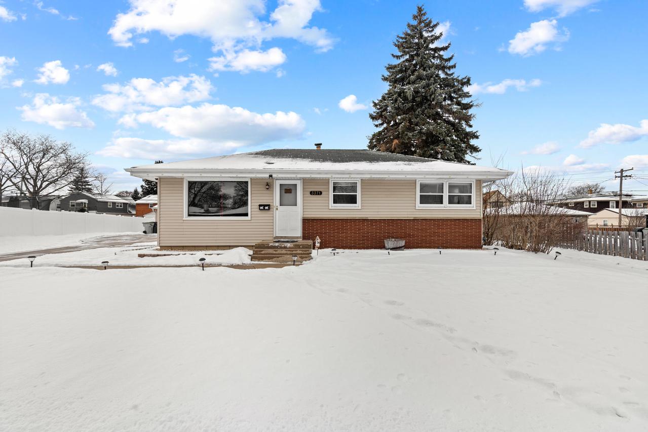 3371 S 75th St, Milwaukee, WI 53219
