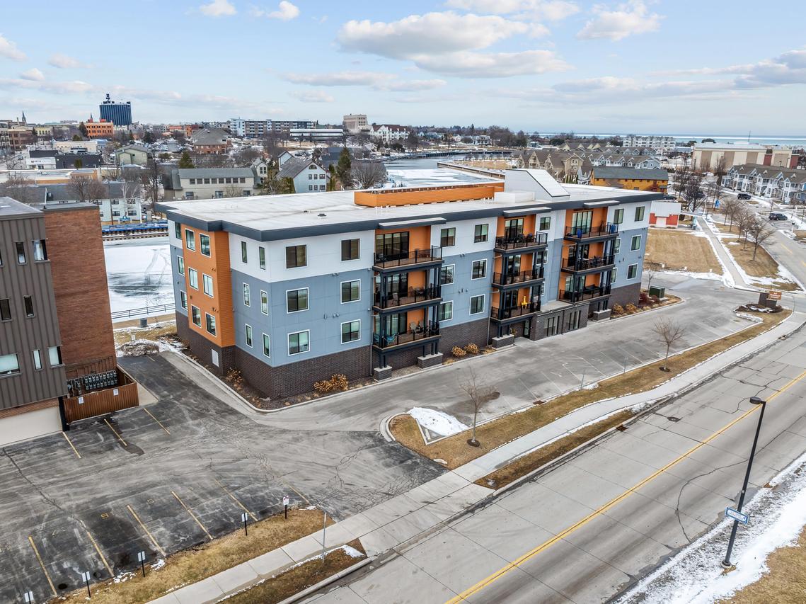 750 S Pier Dr #21, Sheboygan, WI 53081