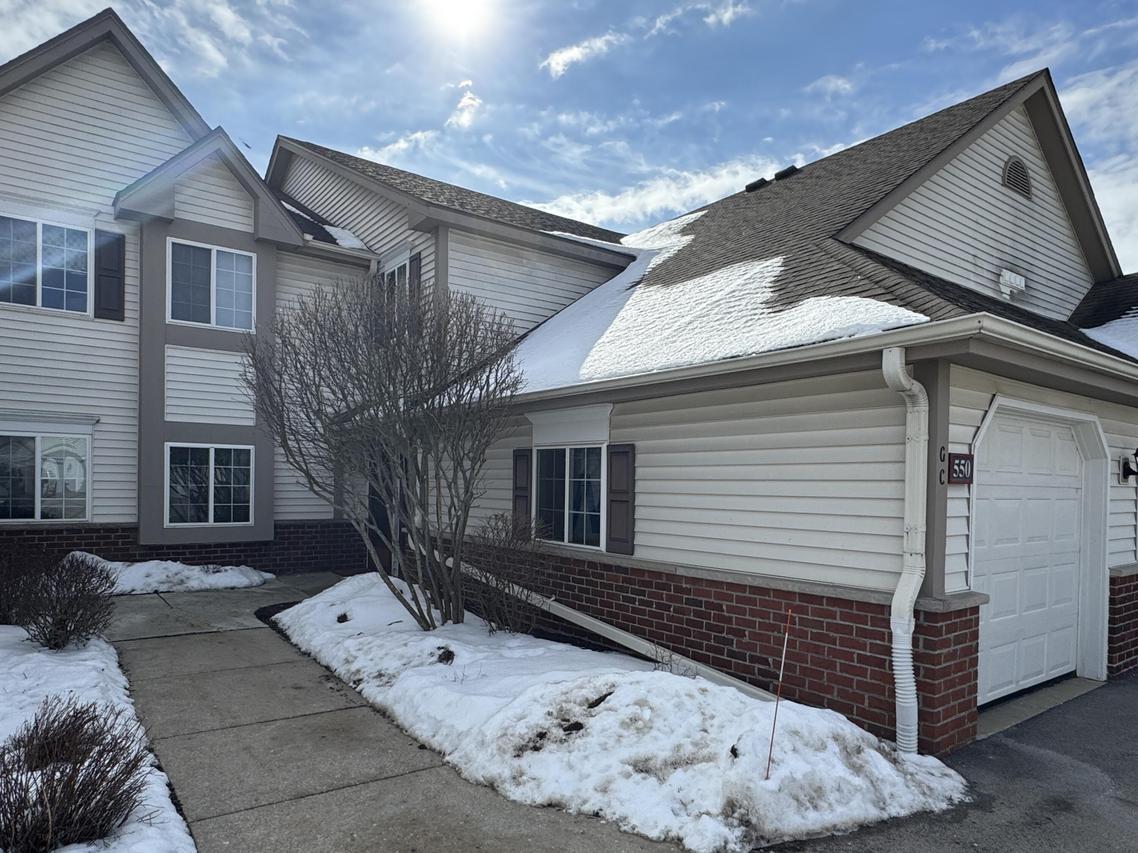 550 Pewaukee Rd #C, Pewaukee, WI 53072