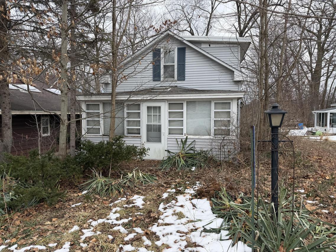 12323 233rd Ave, Salem Lakes, WI 53179