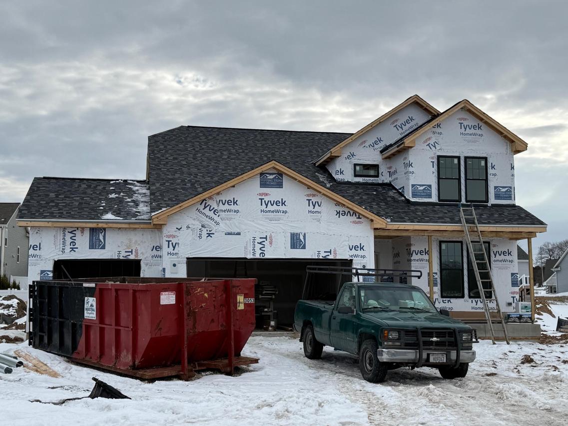 1499 Patton Dr, Hartford, WI 53027