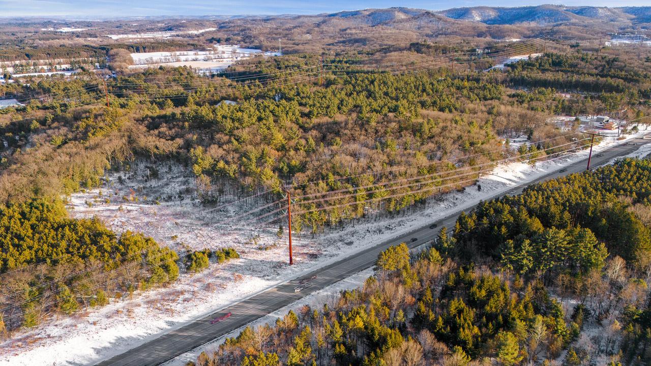 000 Us Highway 53 -, Holland, WI 54636