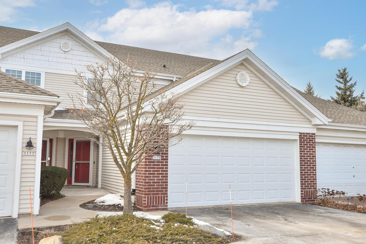 7179 W Rawson Ave, Franklin, WI 53132