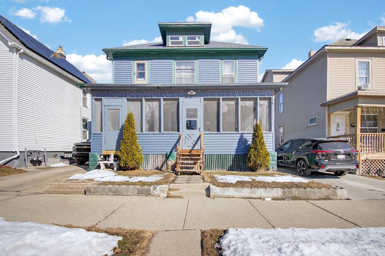 1826 Clayton Ave #1828, Racine, WI 53404