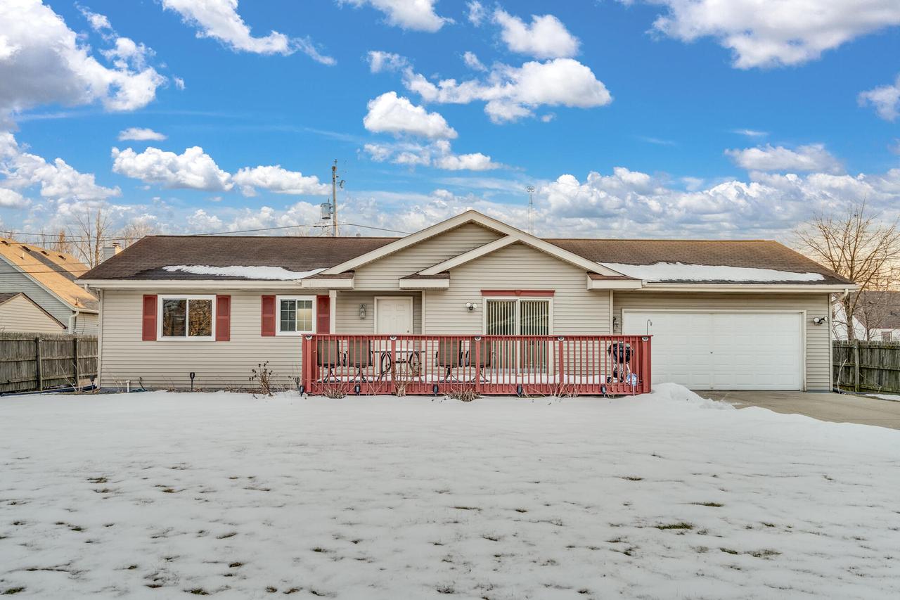 1607 Walter Ave, Mount Pleasant, WI 53403