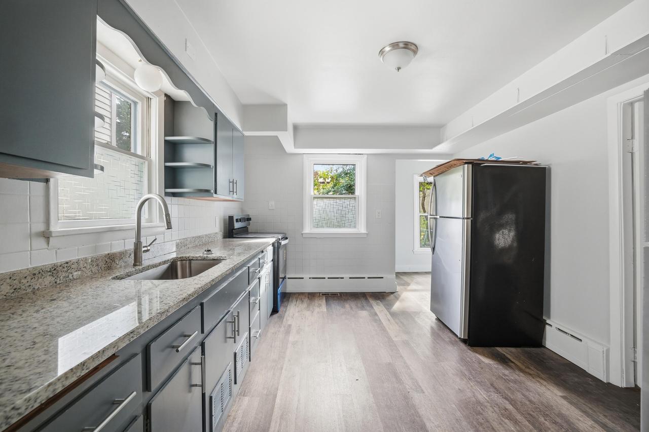 1017 E Pearson St, Milwaukee, WI 53202