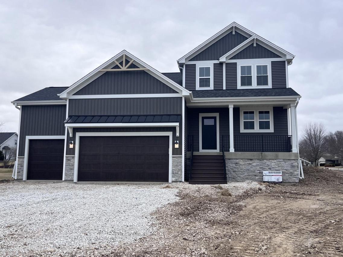 N101W16938 Tanglewood Dr, Germantown, WI 53022