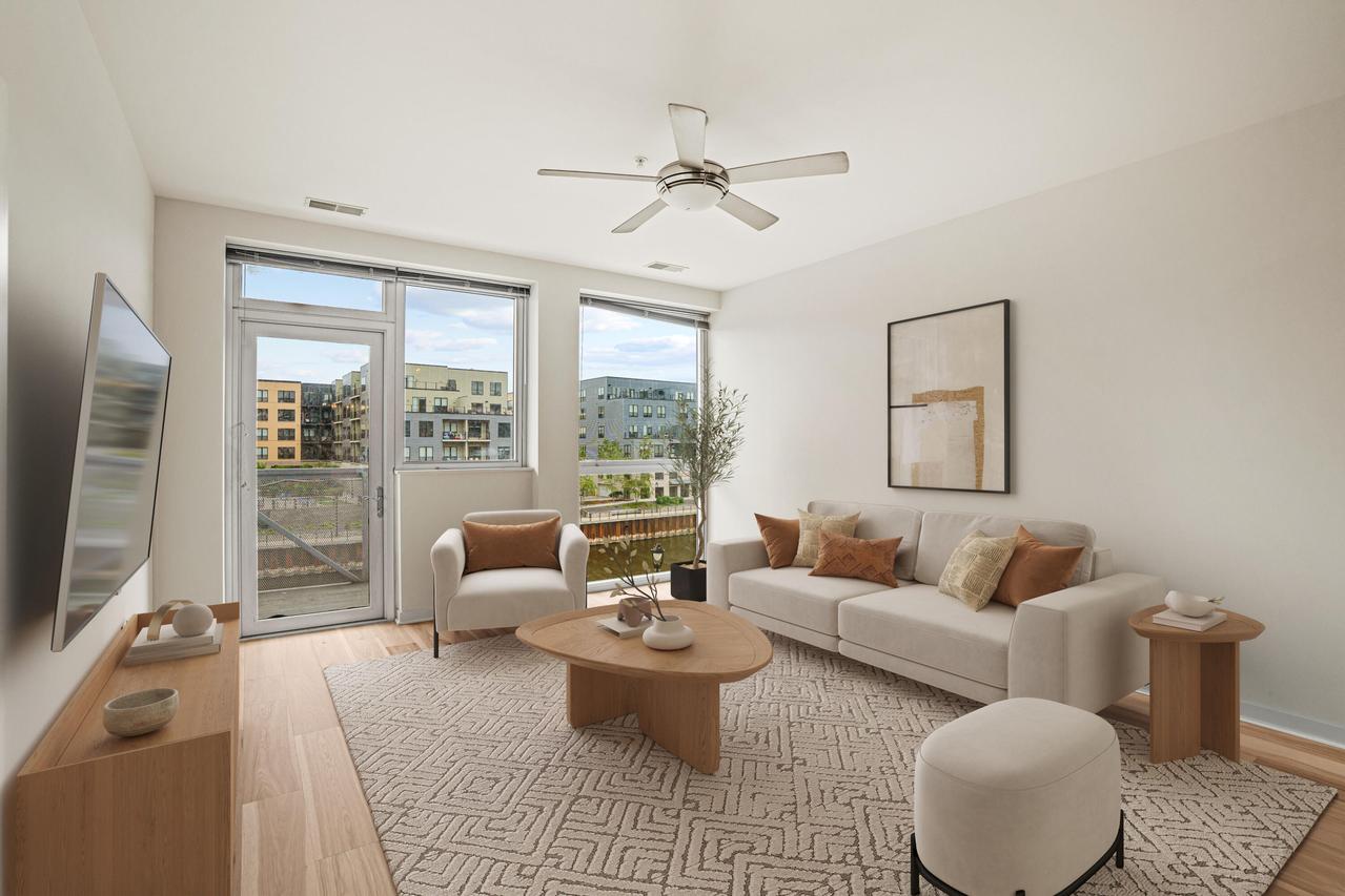 1902 N Commerce St #313, Milwaukee, WI 53212