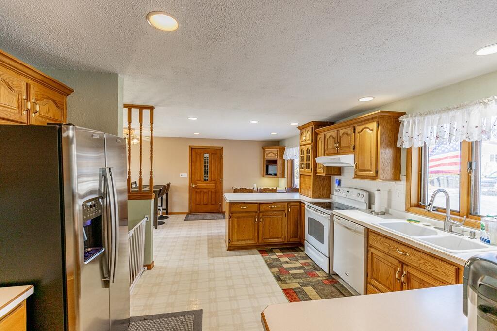 421 Jackson St, Sheboygan Falls, WI 53085