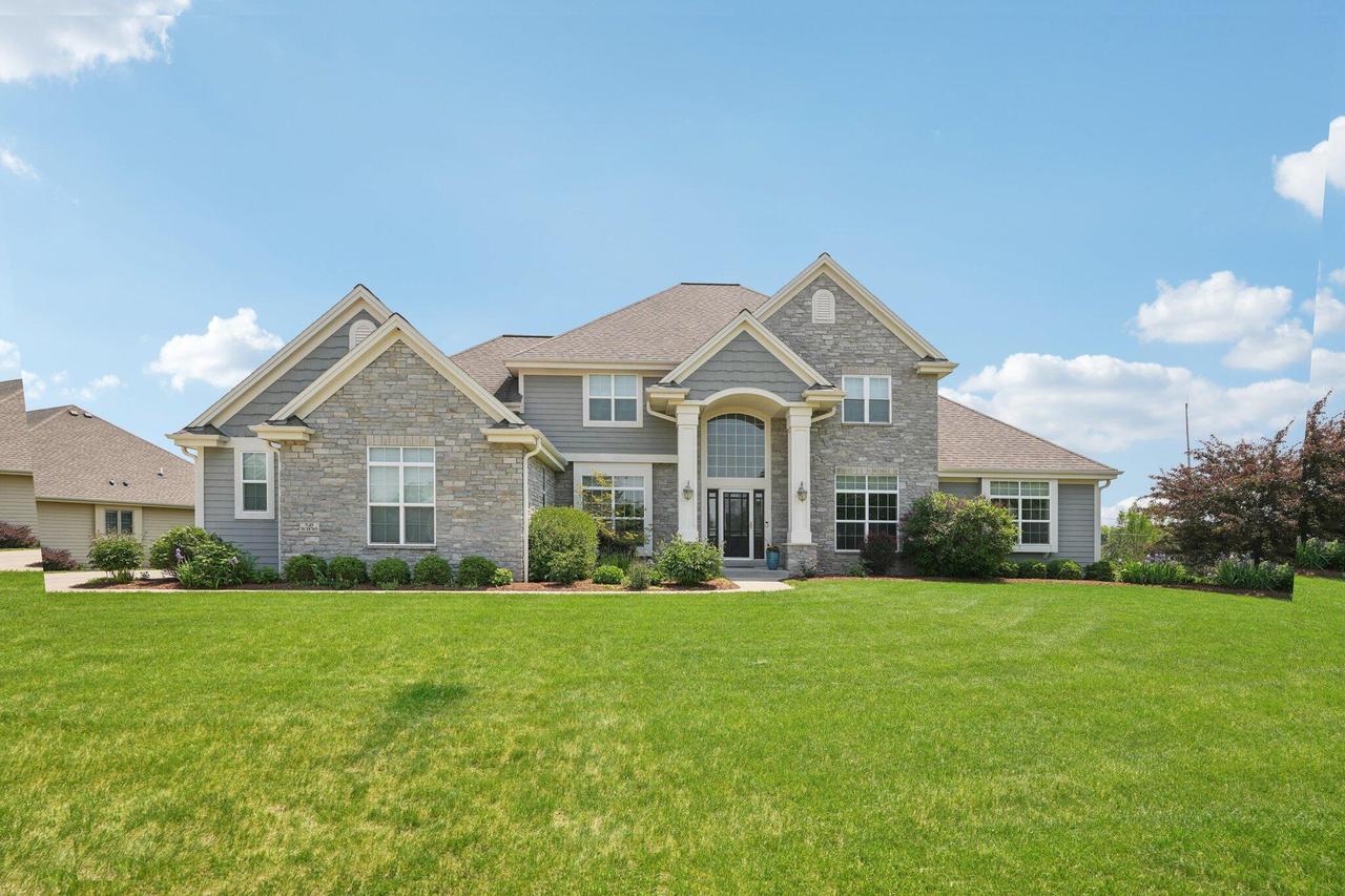 N49W18765 Emerald Hills, Menomonee Falls, WI 53051