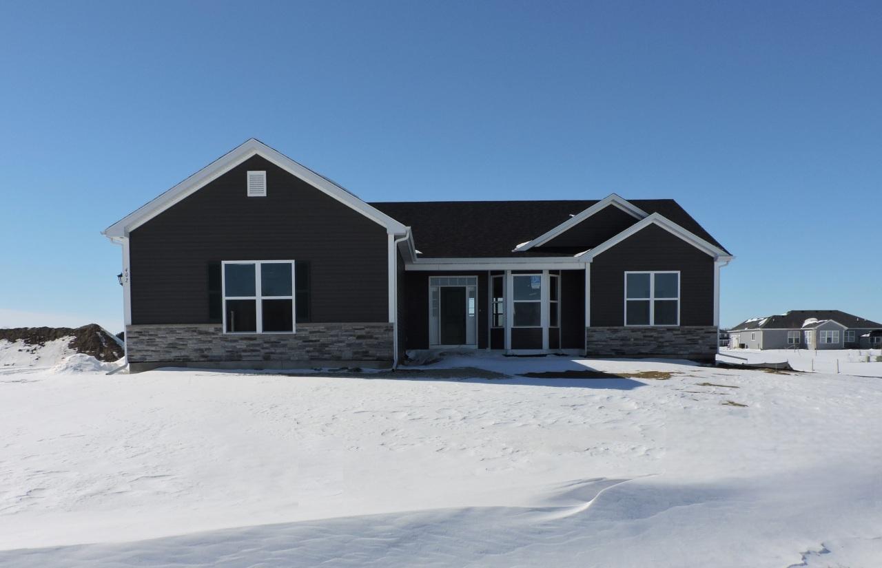 420 Clairmont Ct, Williams Bay, WI 53191