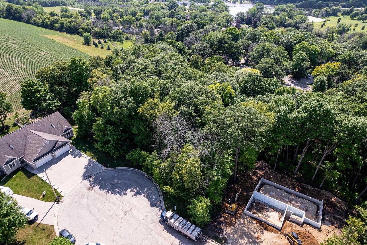 Lt6 Hi View Ct., Mayville, WI 53050