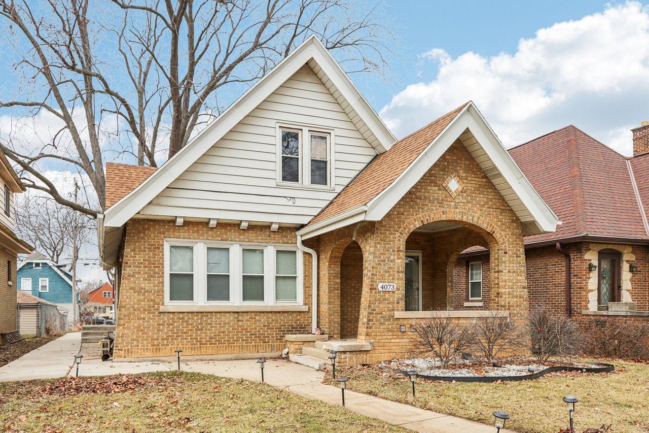 4073 N 16th St, Milwaukee, WI 53206