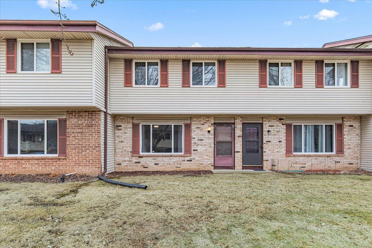 W163N11527 Windsor Ct #3, Germantown, WI 53022