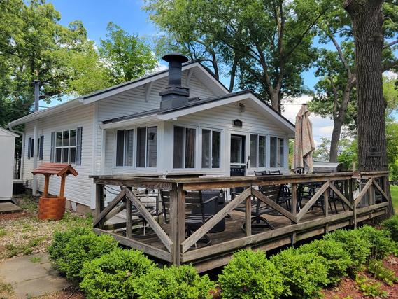 New Homes For Sale This Week That Attend Delavan-Darien High School: February 13th to February 19th