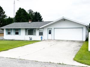 3305 Whistle Ln, Two Rivers, WI 54241