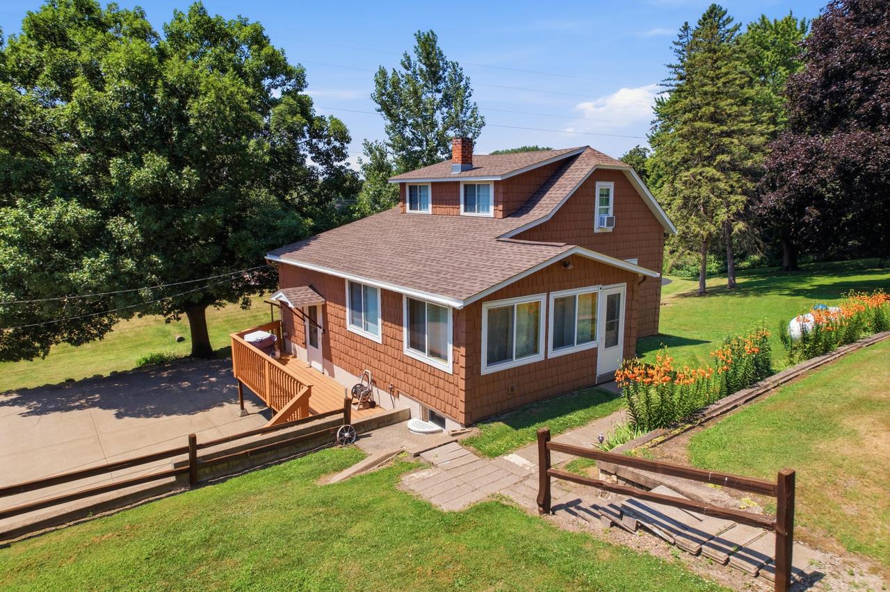 S2232 State Road 35 -, Belvidere, WI 54610