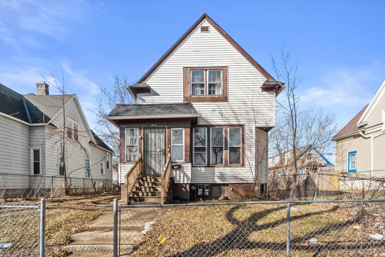 2765 N 26th St #2765A, Milwaukee, WI 53206