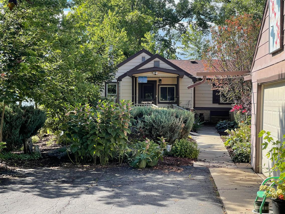 25215 W Loomis Rd, Norway, WI 53185