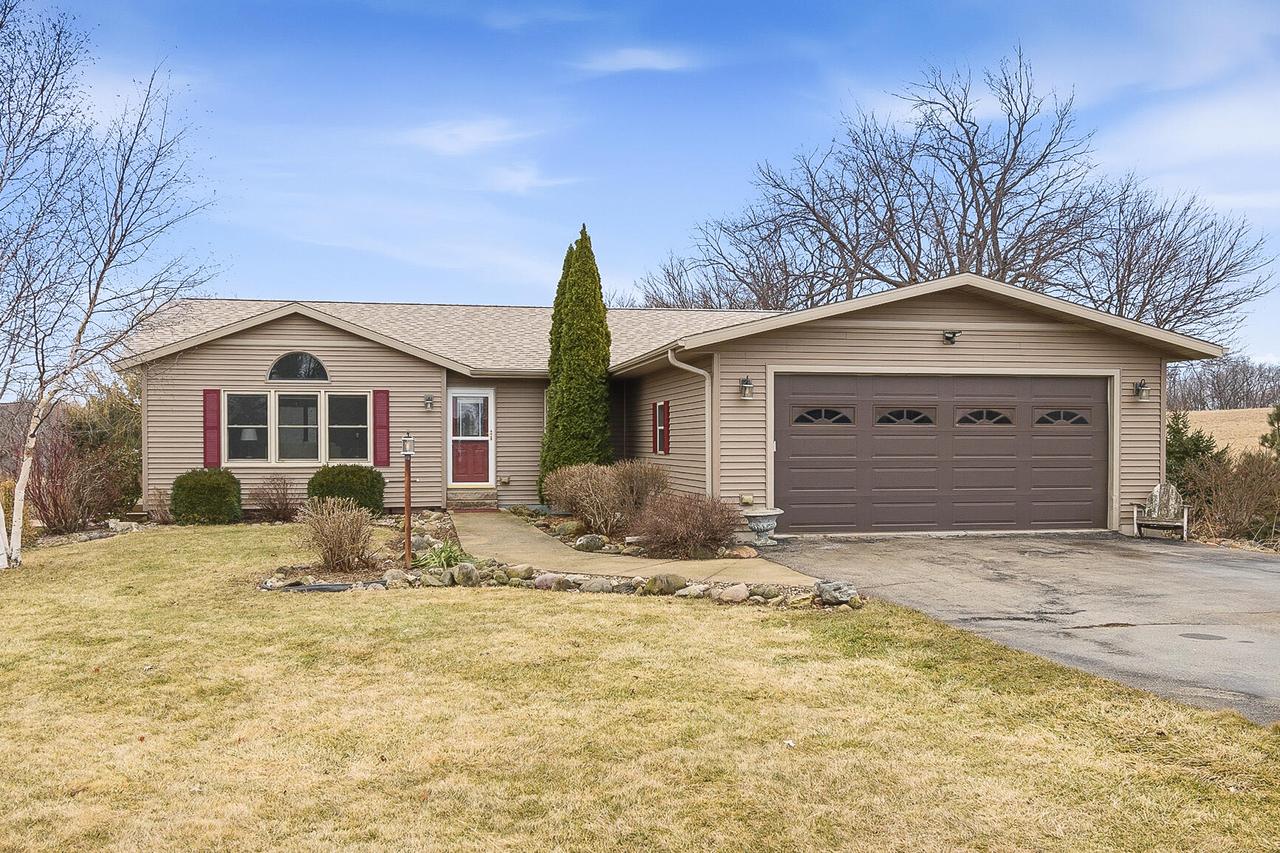 N5902 County Road Q -, Aztalan, WI 53549