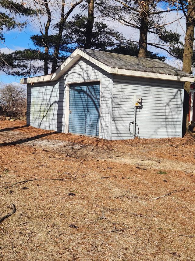 9100 371st Ave, Randall, WI 53181