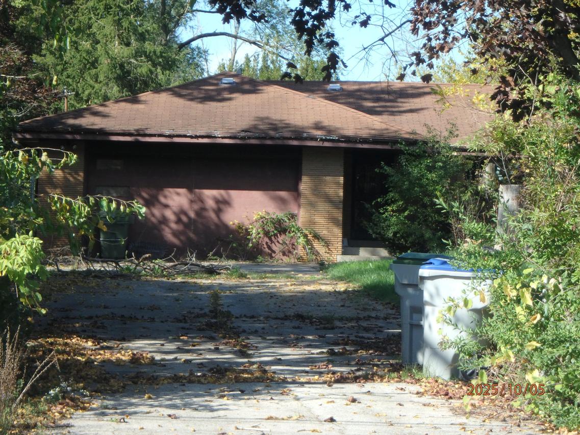 6505 N 107th St, Milwaukee, WI 53224