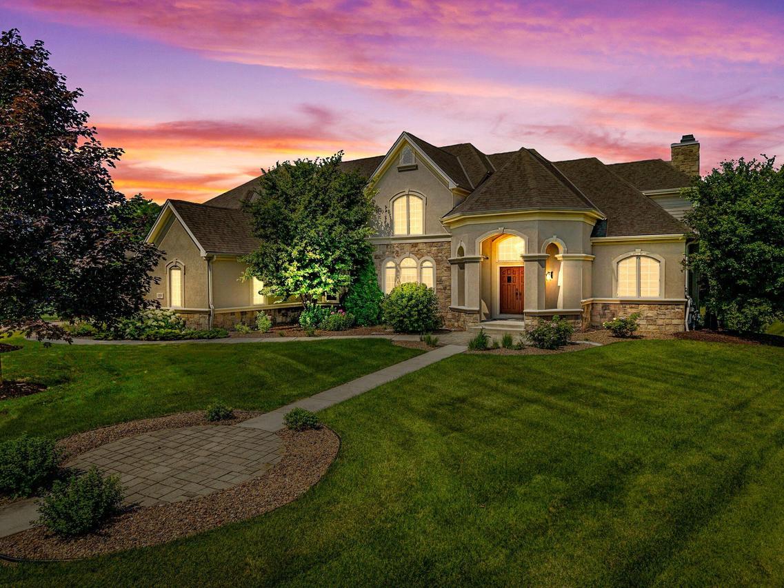 1252 Mary Hill, Hartland, WI 53029