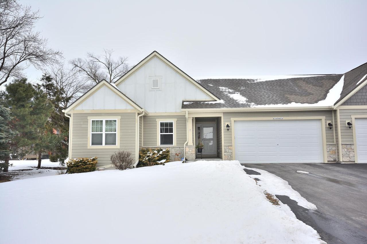 W144N4834 Stone Dr #D, Menomonee Falls, WI 53051