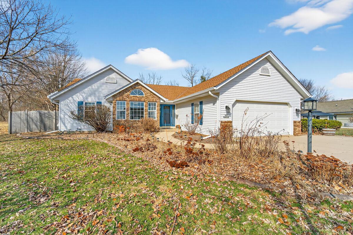 N57W16124 Bette Dr, Menomonee Falls, WI 53051