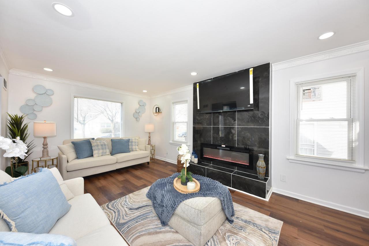 4348 N 19th St, Milwaukee, WI 53209