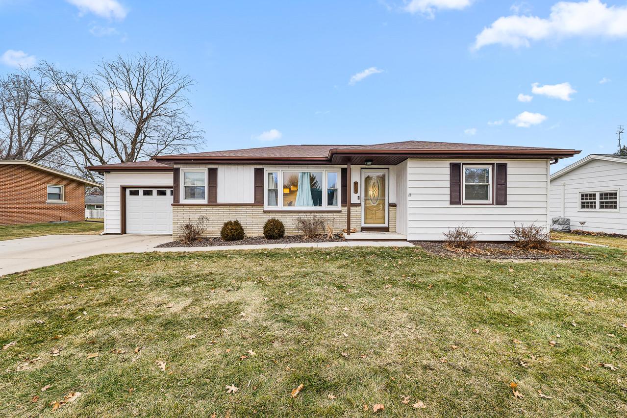 716 Denning Ave, Beaver Dam, WI 53916