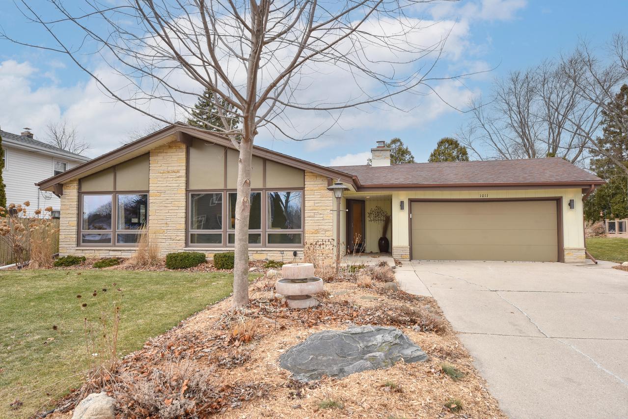 1011 N Webster St, Port Washington, WI 53074