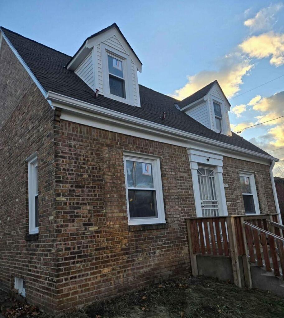 1315 W Keefe Ave, Milwaukee, WI 53206