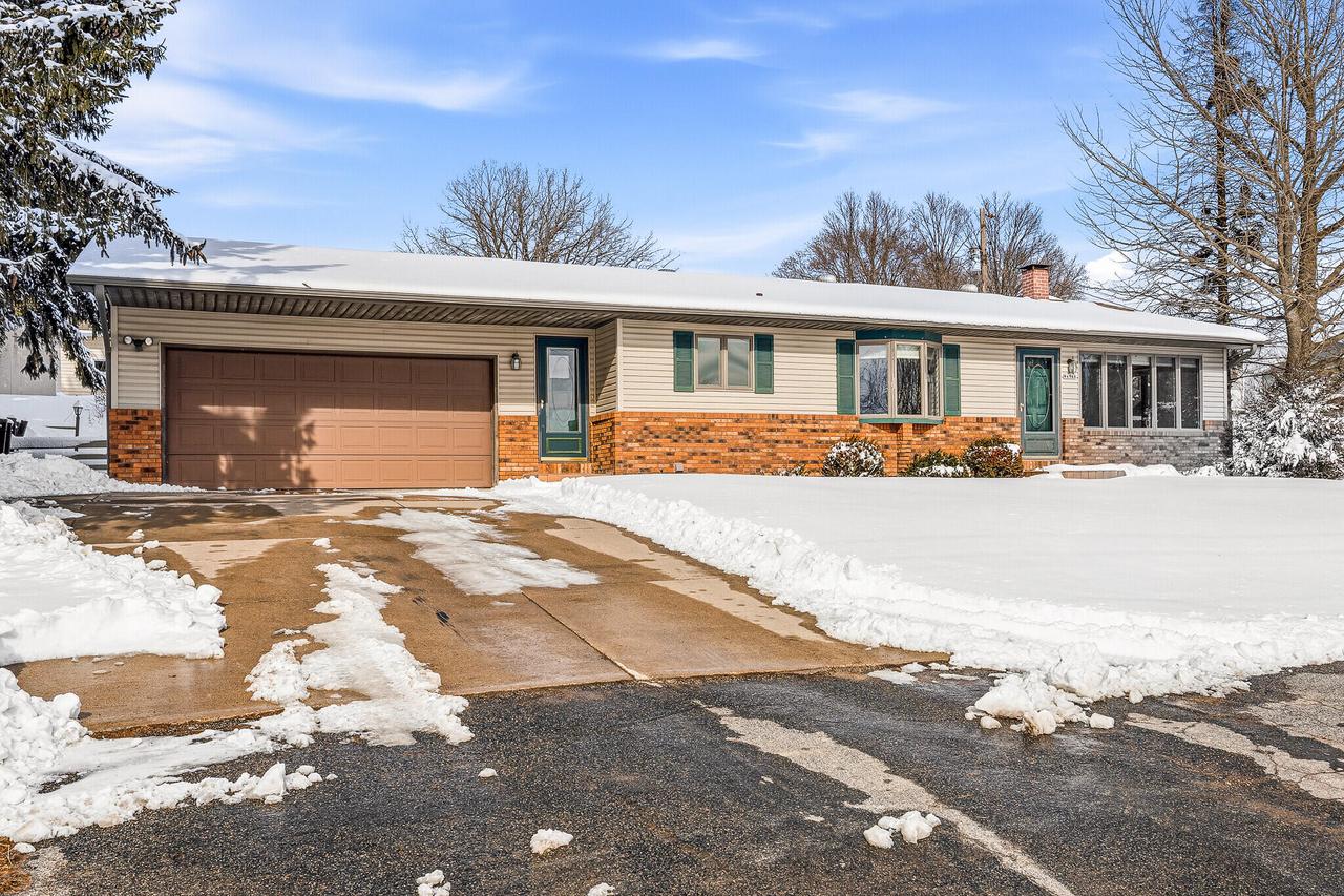 W4948 Mark Pl, Shelby, WI 54601