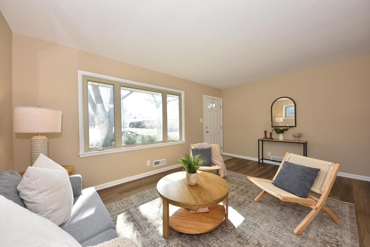 7852 W Hope Ave, Milwaukee, WI 53222