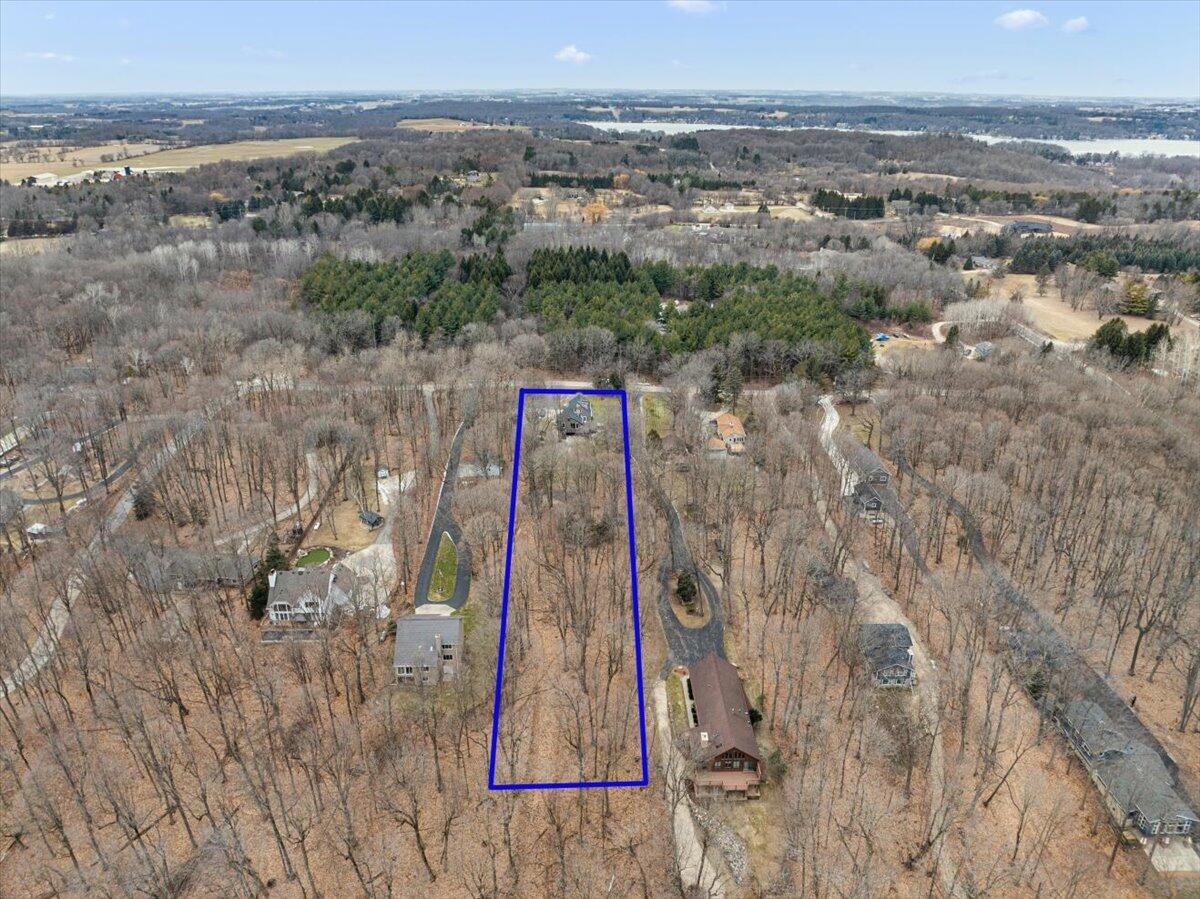 3973 Oak Ave, Polk, WI 53095