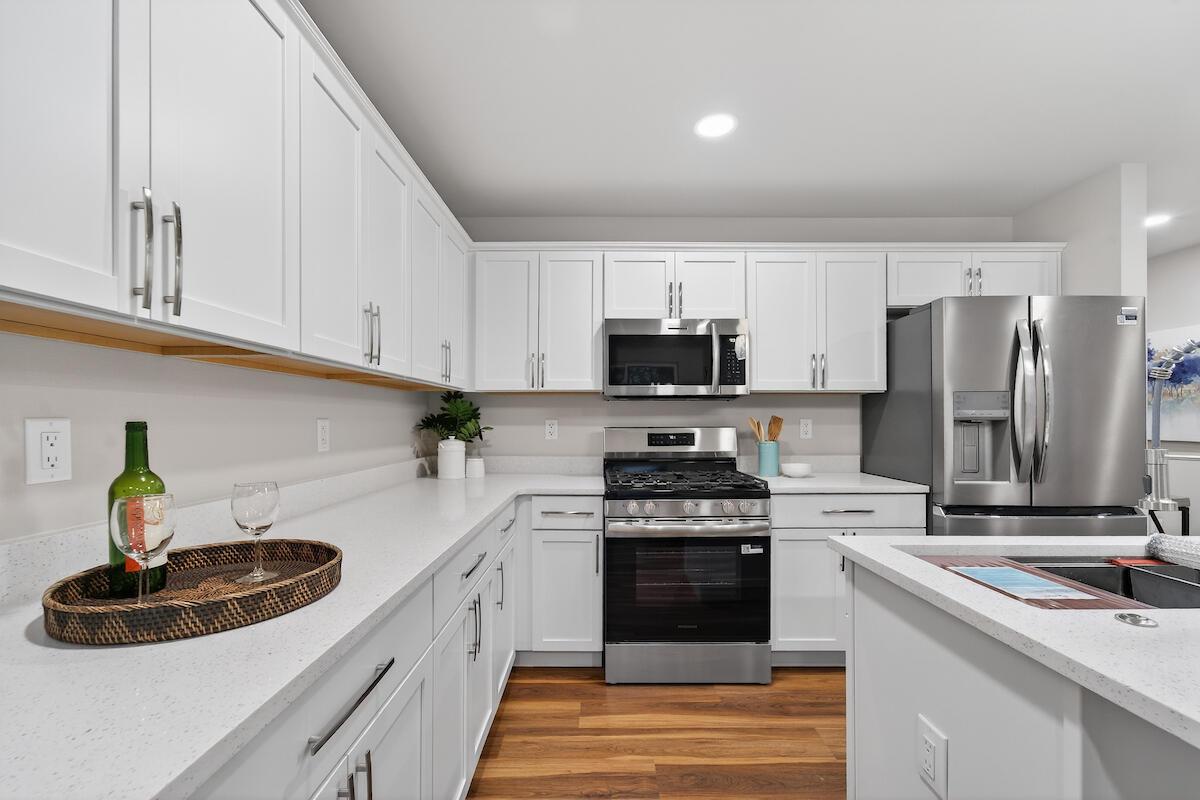 1617 Derby Ave, Mount Pleasant, WI 53403