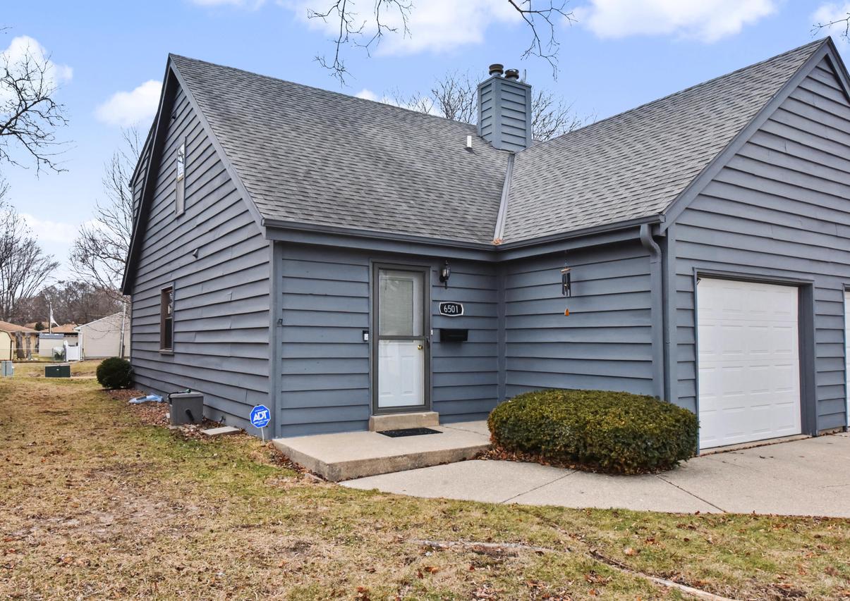 6501 W Dodge Pl, Milwaukee, WI 53220