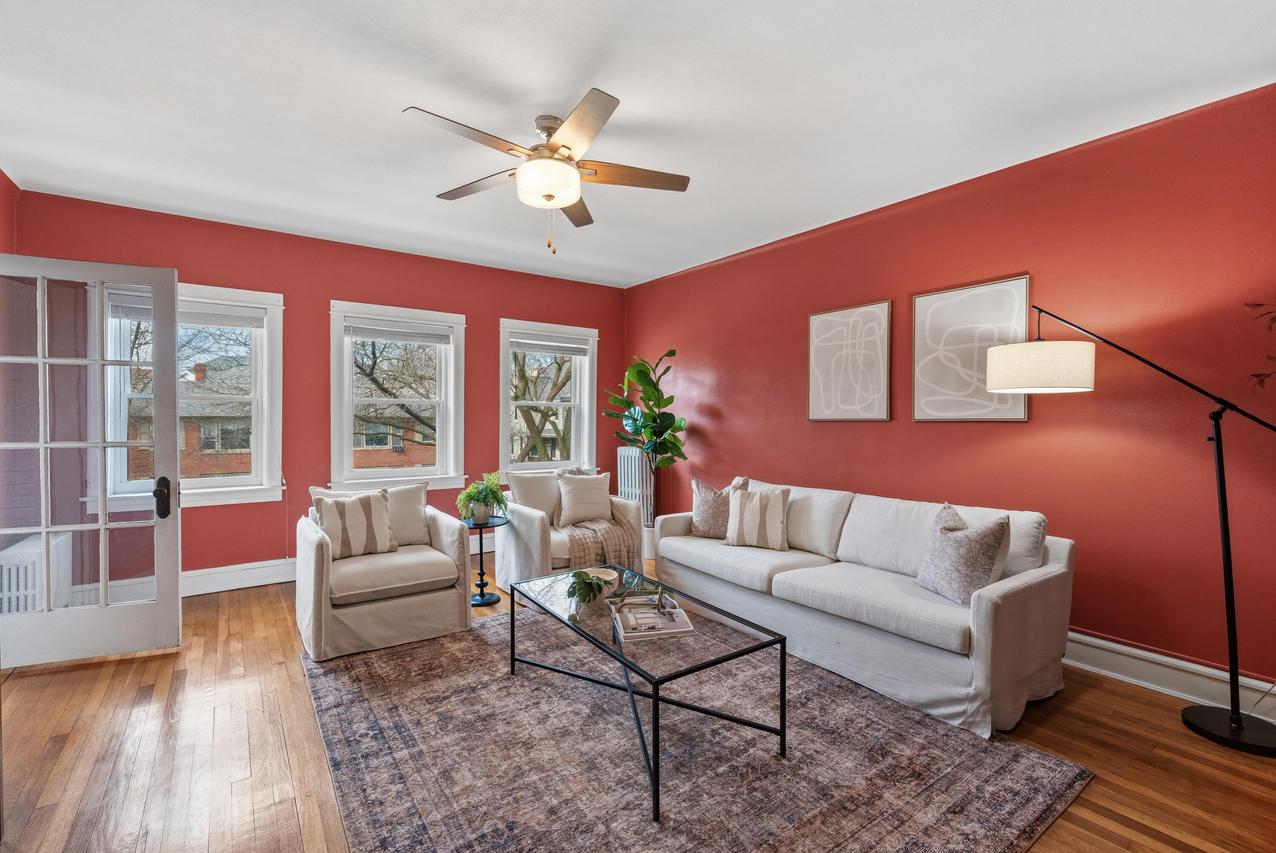 2572 N Prospect Ave #D, Milwaukee, WI 53211