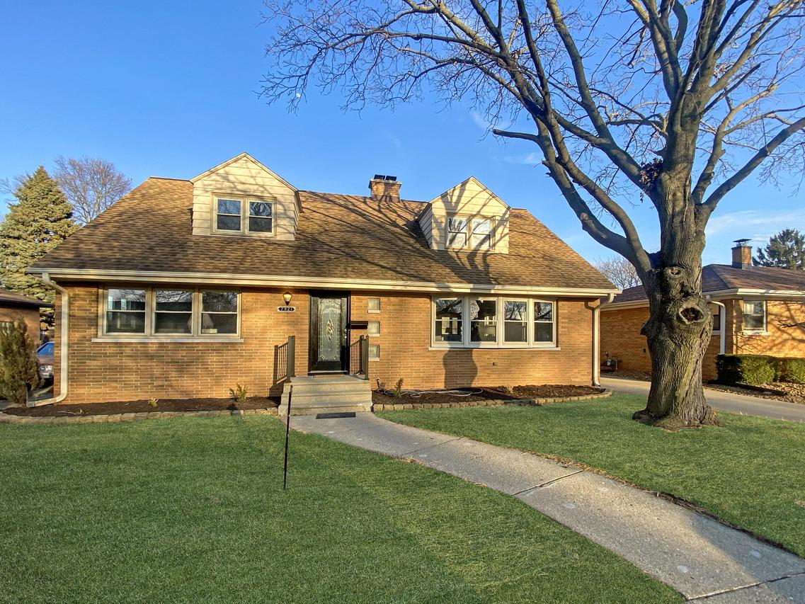 7921 18th Ave, Kenosha, WI 53143