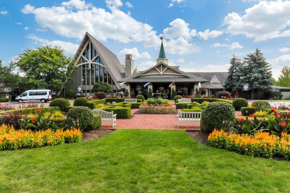 269 Fontana Blvd #2566, Fontana, WI 53125