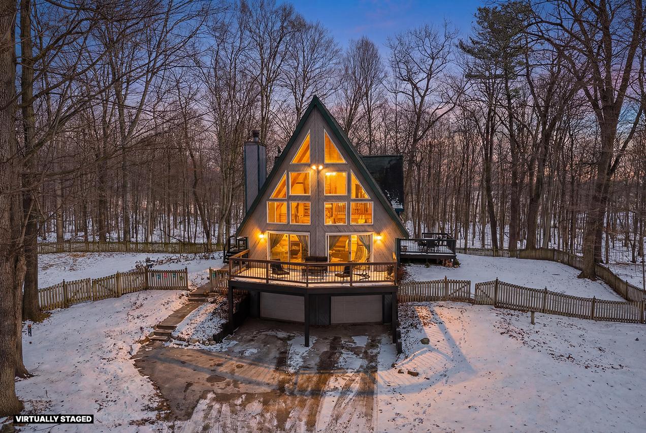 12395 Whitetail Pkwy, Cato, WI 54220