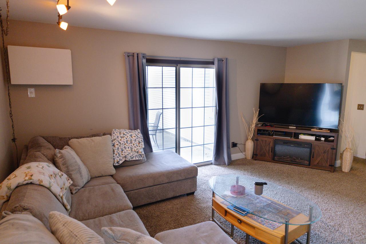 401 Slinger Rd #1, Slinger, WI 53086