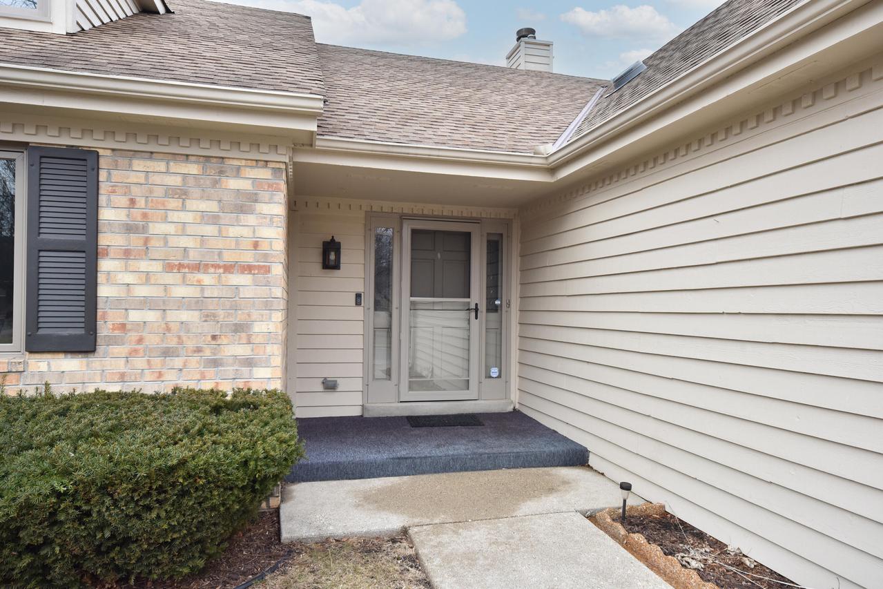 5458 Wild Cherry Cir, Greendale, WI 53129